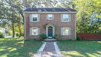 2104 Monroe St, Paducah, KY 42001