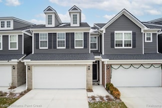 4759 Glenora Dr, Orion, MI 48359