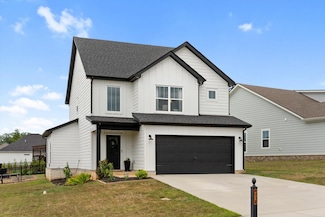 904 Frog Gip Pond Ct, Clarksville, TN 37043