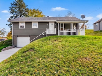 1205 Collins Ave, Aliquippa, PA 15001