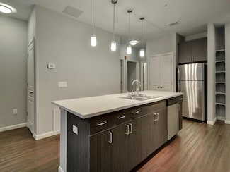 2822 Rio Grande St Unit 302, Austin, TX 78705