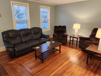 325 Washington Ct, Sheboygan, WI 53081