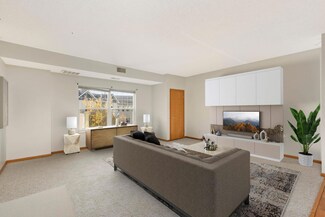 4824 E 53rd St Unit 504, Minneapolis, MN 55417