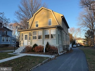 216-218 President Ave, Rutledge, PA 19070