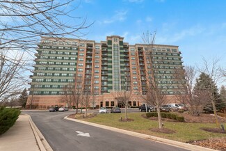 6420 Double Eagle Dr Unit 510, Woodridge, IL 60517