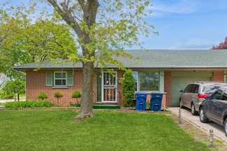 948 Carney Ave, Waukegan, IL 60085