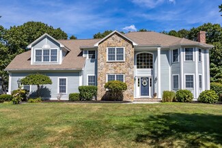 17 Copeland Dr, Bedford, MA 01730