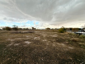 318 Herber St, Los Lunas, NM 87031