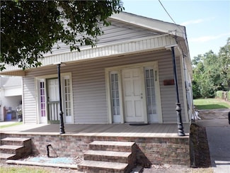 5016 Oak Dr, Marrero, LA 70072