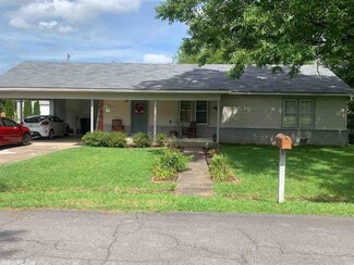 14 Pamela Ln, Conway, AR 72032