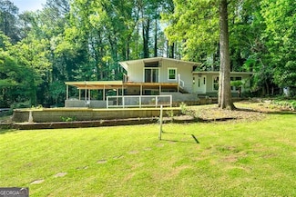 4882 Rock Haven Dr SW, Lilburn, GA 30047