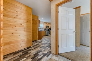 20 Woodside Dr, Lisbon, ME 04250