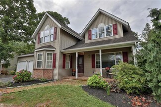 3174 Brynwood Dr, Whitehall, PA 18052