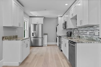 22 Berkley Rd Unit 2, Hull, MA 02045