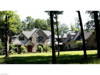 9200 Fraser Ln, Chesterland, OH 44026