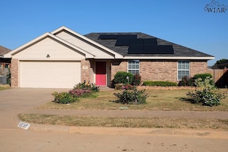 5027 Cy Young Dr, Wichita Falls, TX 76306