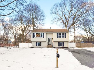 92 June Ave, Warwick, RI 02889