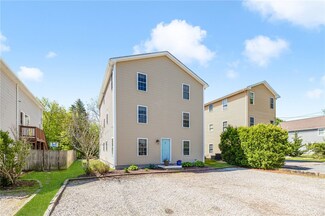 3 Oswego Trail, Narragansett, RI 02882