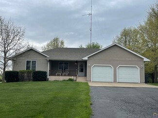 6519 Grace Edmond Dr, Meriden, KS 66512