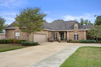 810 E Kade Ln, Lake Charles, LA 70605