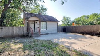 1931 S Lulu St, Wichita, KS 67211