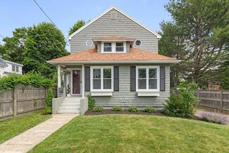 21 Shawmut Ave, Wayland, MA 01778