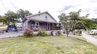 419 Sunset Cir, Canton, NC 28716