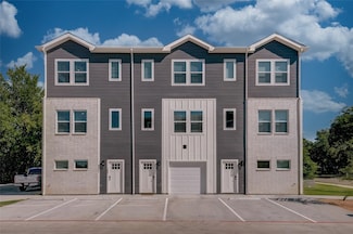 422 S Lillian St, Stephenville, TX 76401