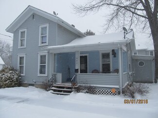 603 S High St, Janesville, WI 53548