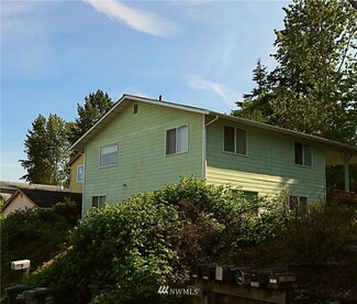 2029 W Xenia Ln, Bellingham, WA 98229