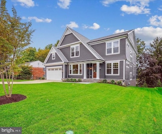 7600 Massena Rd, Bethesda, MD 20817