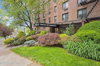 830 Howard Ave Unit 4H, Staten Island, NY 10301