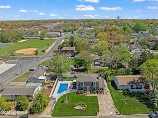 136 Chestnut Ave, Island Heights, NJ 08732