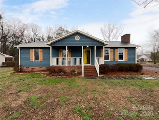1125 Twin Lakes Rd, Rock Hill, SC 29732
