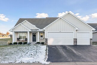 9711 Compass Pointe Ct, Woodbury, MN 55129
