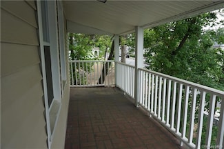 63 Spring St, Mount Kisco, NY 10549