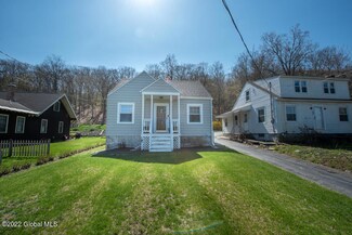 947 Altamont Voorheesville Rd, Altamont, NY 12009