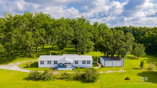 25700 County Road 71, Robertsdale, AL 36567