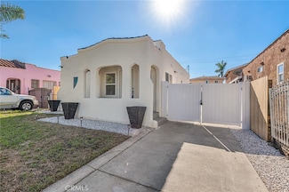 622 W 99th St, Los Angeles, CA 90044