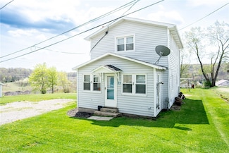 23 1st St, Alverda, PA 15710