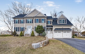7 Gleason Rd, Bedford, MA 01730