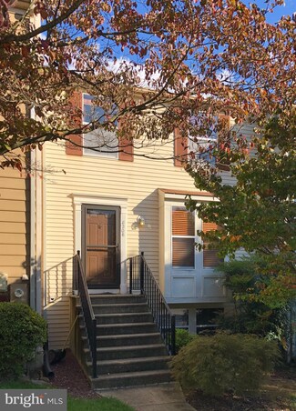 8206 Cambridge Ct, Jessup, MD 20794