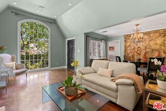 9053 Elevado St, West Hollywood, CA 90069