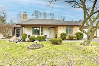 2456 N Willow Way, Indianapolis, IN 46268