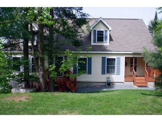 645 Cottage St, Littleton, NH 03561