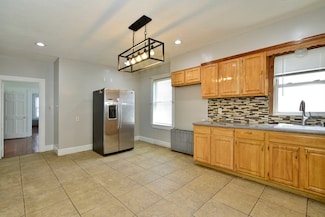63 Stanton St Unit 2, Dorchester Center, MA 02124