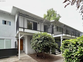 599 Coburg Rd Unit 8A, Eugene, OR 97401