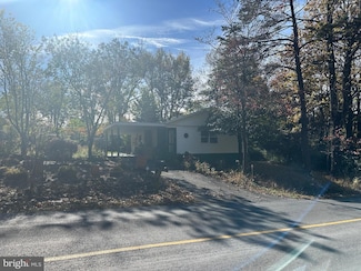 572 Bifrost Way, Linden, VA 22642