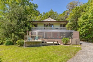 1218 Bond Rd SE, Darien, GA 31305