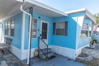 7801 34th Ave N Unit 27, Saint Petersburg, FL 33710